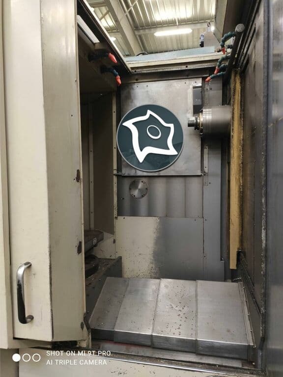 4-осевой горизонтально-фрезерный обрабатывающий центр с ЧПУ OKK HM 50-ID14220