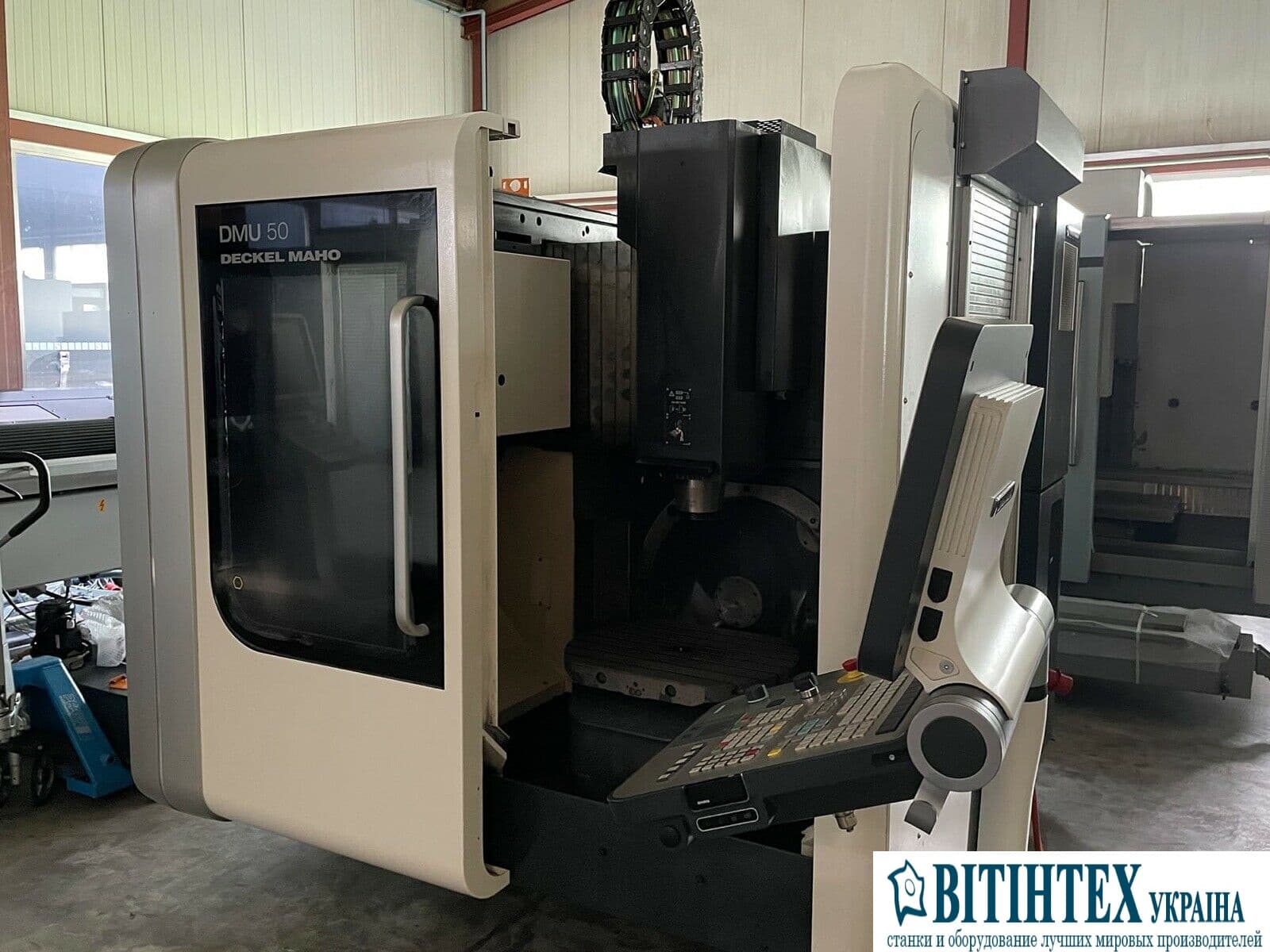 5-осевой фрезерный станок с ЧПУ DMG MORI DMU 50-ID15504