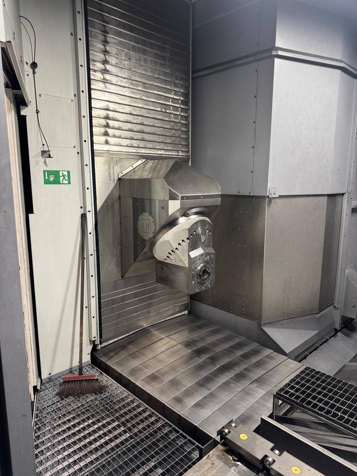 5-осевой обрабатывающий центр BURKHARDT+WEBER MCX 1000 HVP-ID17892