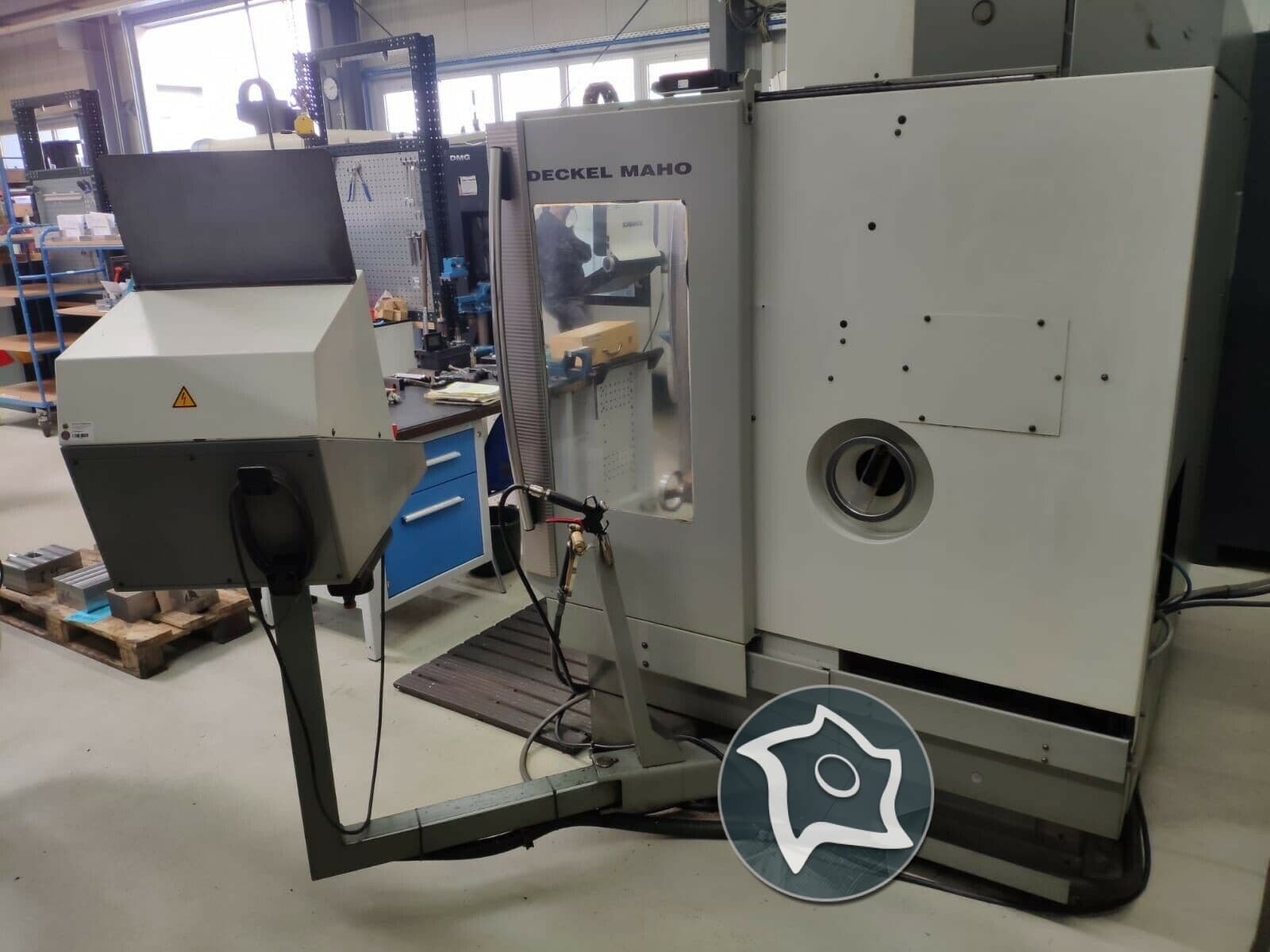 5-осевой обрабатывающий центр с ЧПУ DECKEL MAHO DMU 50 T-ID14911