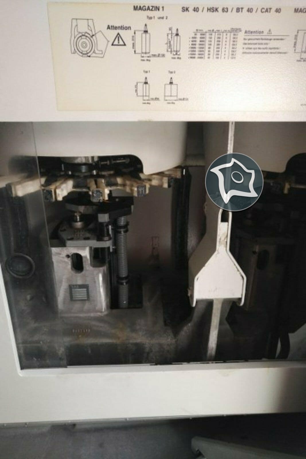 5-осевой обрабатывающий центр с ЧПУ Deckel Maho DMU 80 monoblock-ID14919