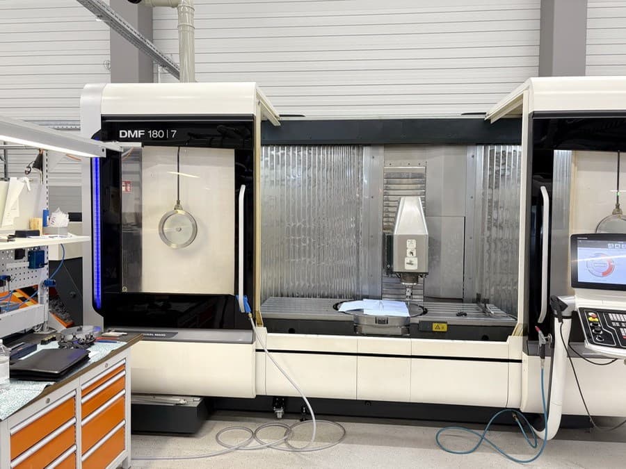 5-осевой обрабатывающий центр с подвижной колонной DMG MORI - DMF 180-7-ID17366