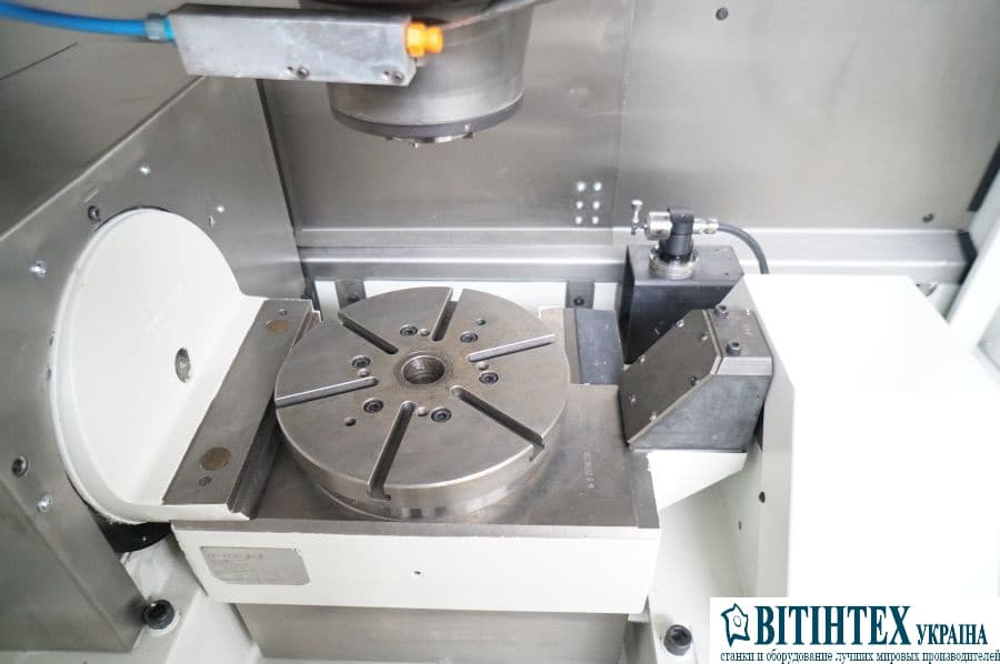 5-осевой универсально-фрезерный станок с ЧПУ MIKRON UCP 600-ID15456