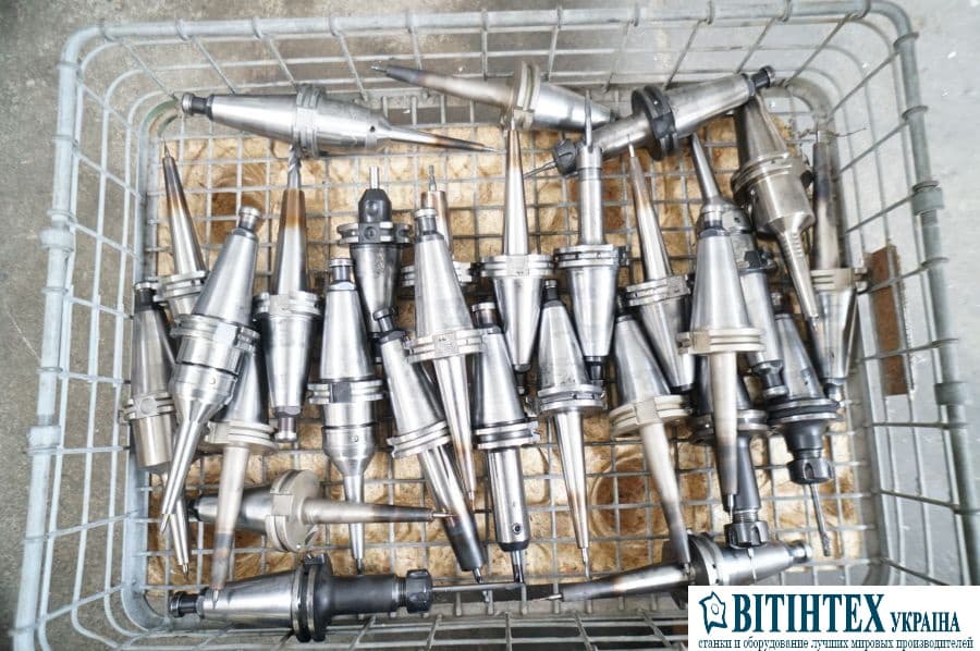 5-осевой универсально-фрезерный станок с ЧПУ MIKRON UCP 600-ID15456