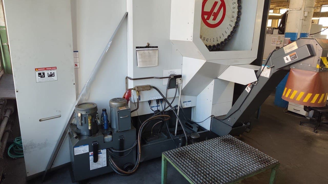 5-осевой универсальный обрабатывающий центр с ЧПУ HAAS UMC-750-ID17955