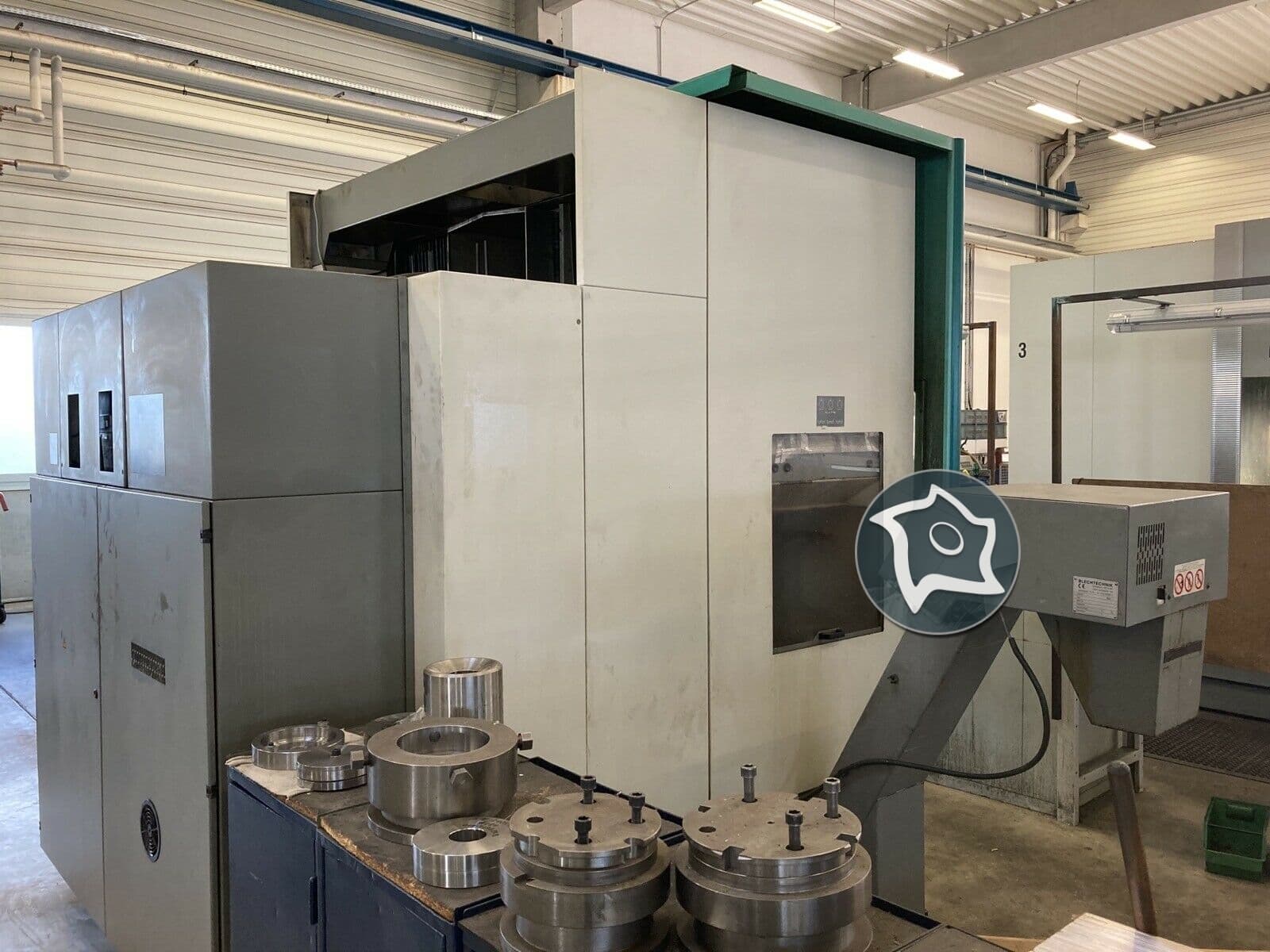 5-осевой вертикально-фрезерный станок с ЧПУ Deckel Maho DMU 70 V-ID14913