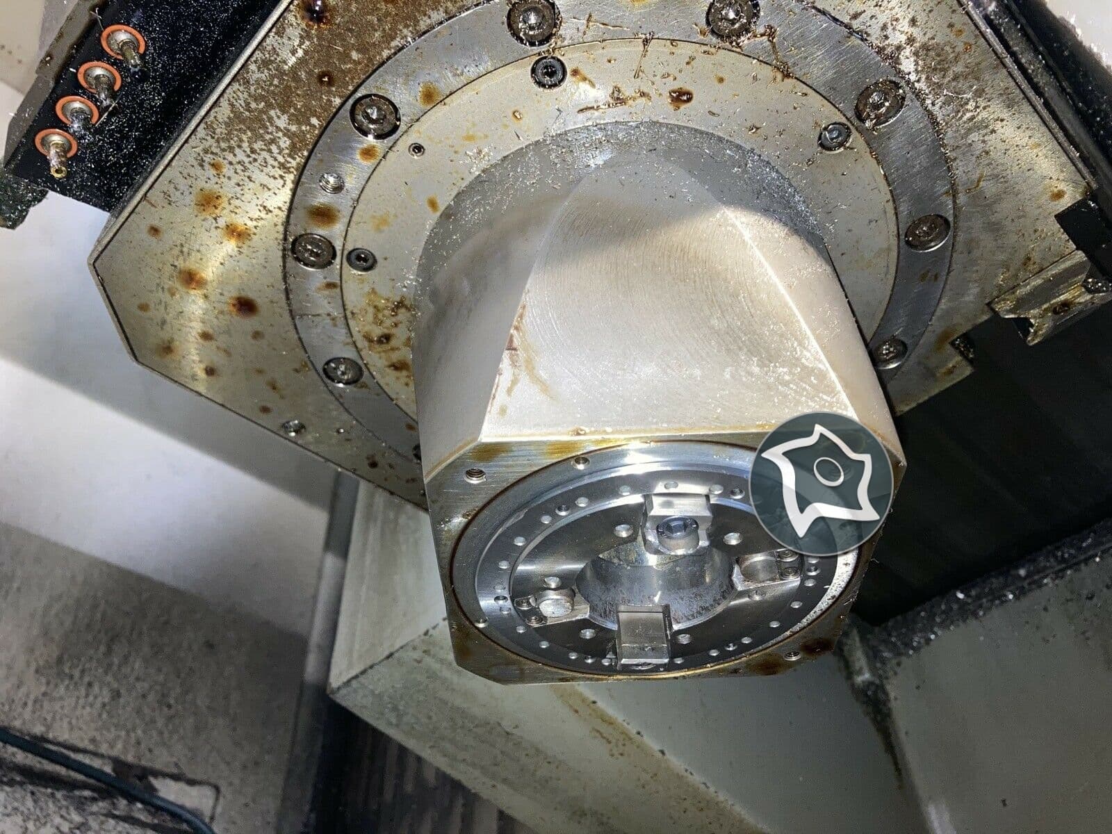 5-осевой вертикально-фрезерный станок с ЧПУ Deckel Maho DMU 70 V-ID14913