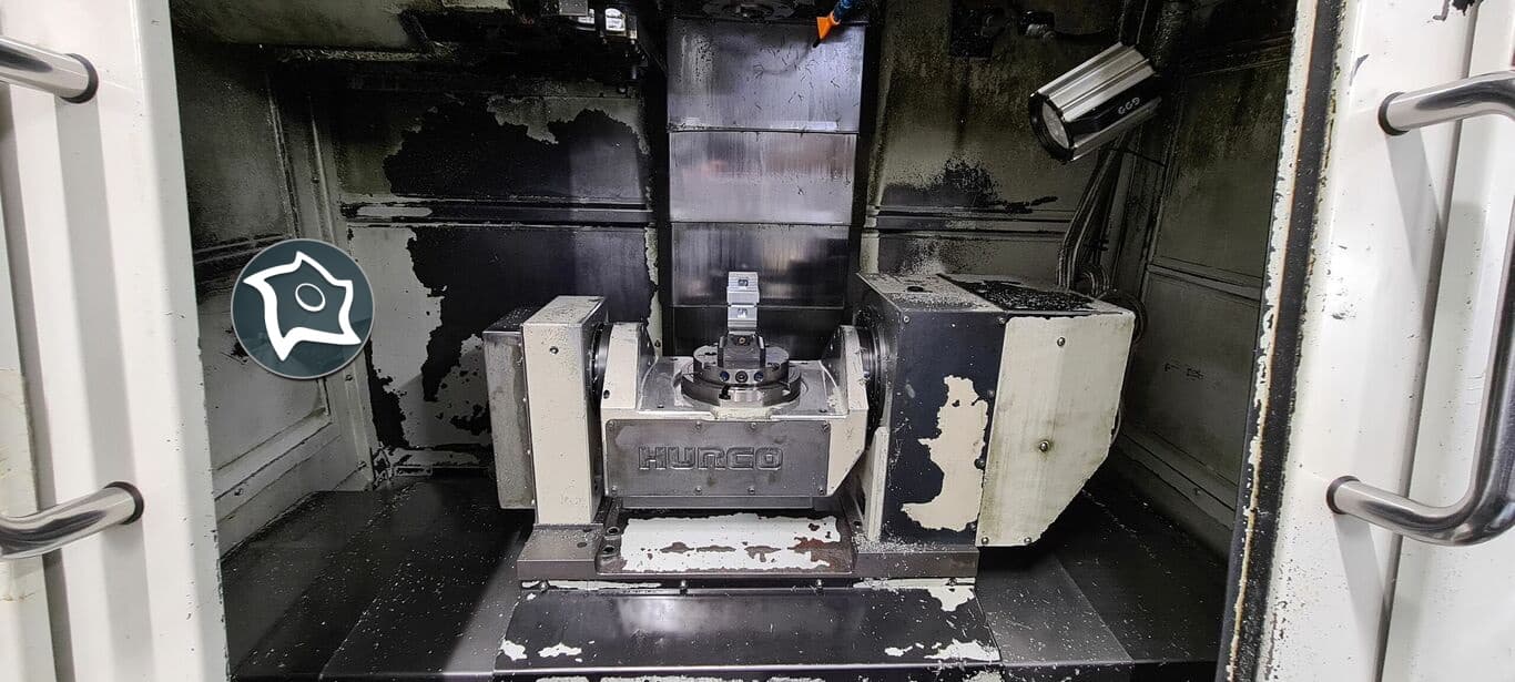 5-осевой вертикальный обрабатывающий центр с ЧПУ HURCO VM 10 U-ID14073