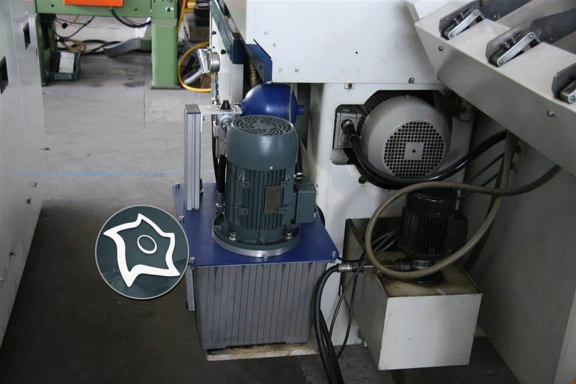 Автомат продольного точения с ЧПУ MANURHIN K`MX 20-ID12200