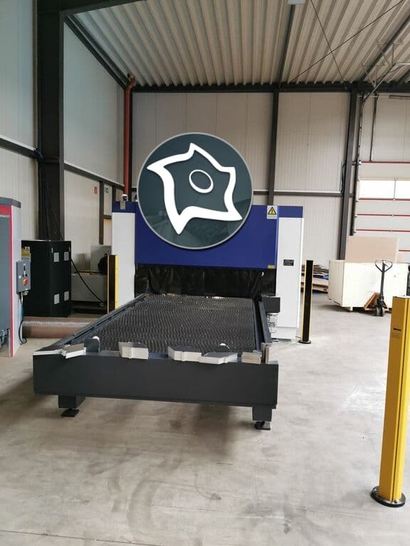 Демонстрационный лазерный станок Penta SWING II 3015 с лазером 2000 Вт-IPG-ID13465