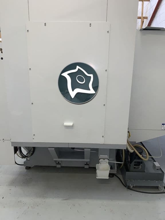 Двухпаллетный обрабатывающий центр с ЧПУ Haas MDC 500-ID11916