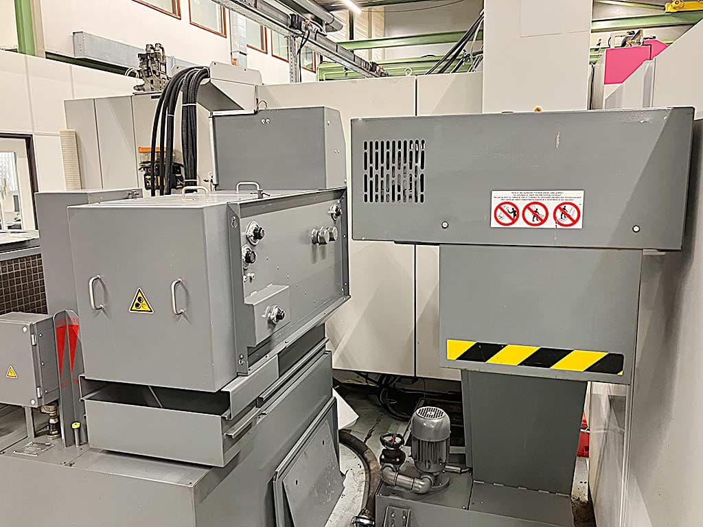 Двухшпиндельный обрабатывающий центр с ЧПУ STAMA MC 536-ID17634