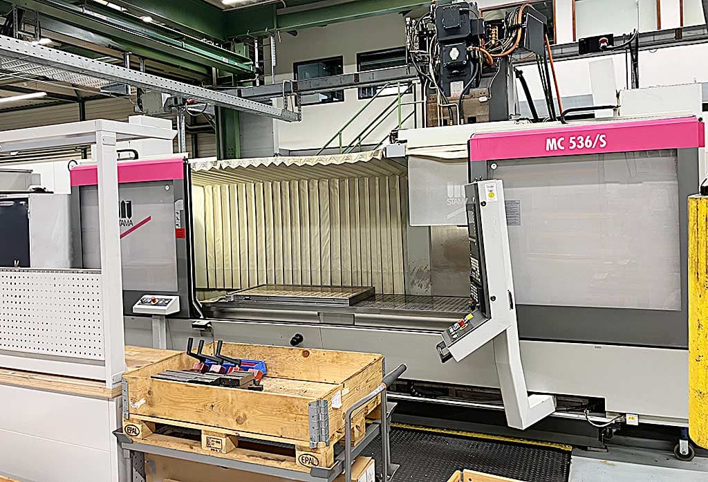 Двухшпиндельный обрабатывающий центр с ЧПУ STAMA MC 536-ID17634