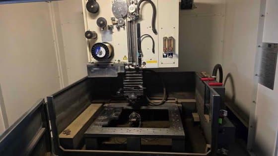 Электроэрозионный проволочно-вырезной станок Fanuc Robocut Alpha 1C-ID17807