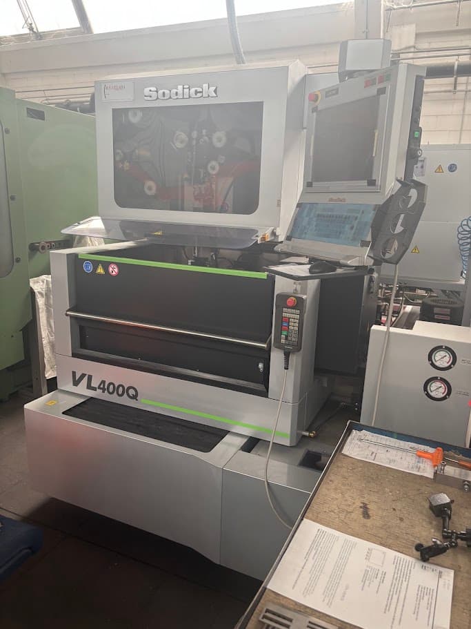 Электроэрозионный станок SODICK VL400Q-ID18004