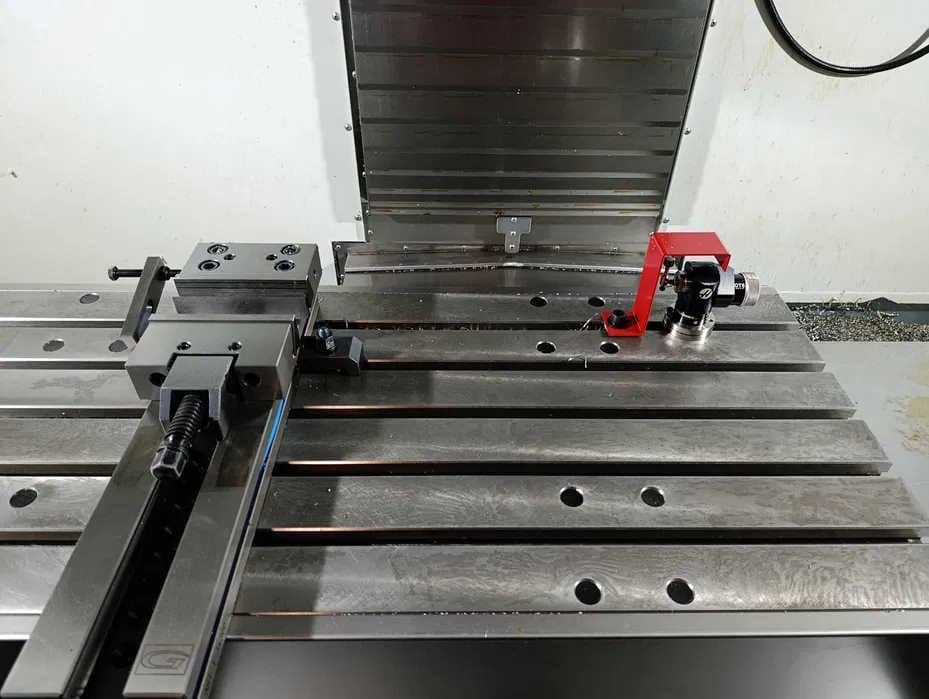 Фрезерный станок HAAS VF3 NGC-ID17787