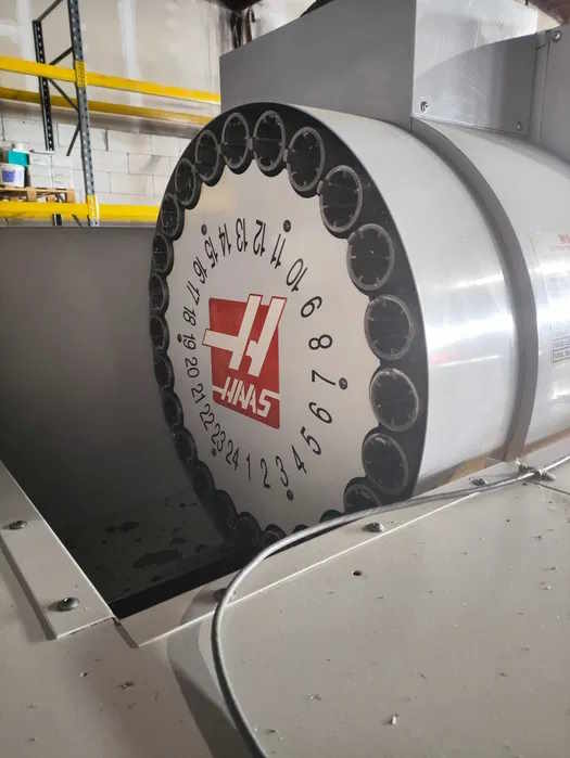 Фрезерный станок с ЧПУ Haas VF2SS-ID17261