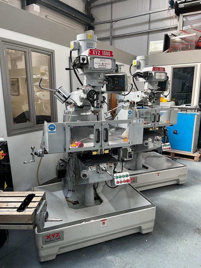 Фрезерный станок с ЧПУ XYZ KRV 1500-ID17464