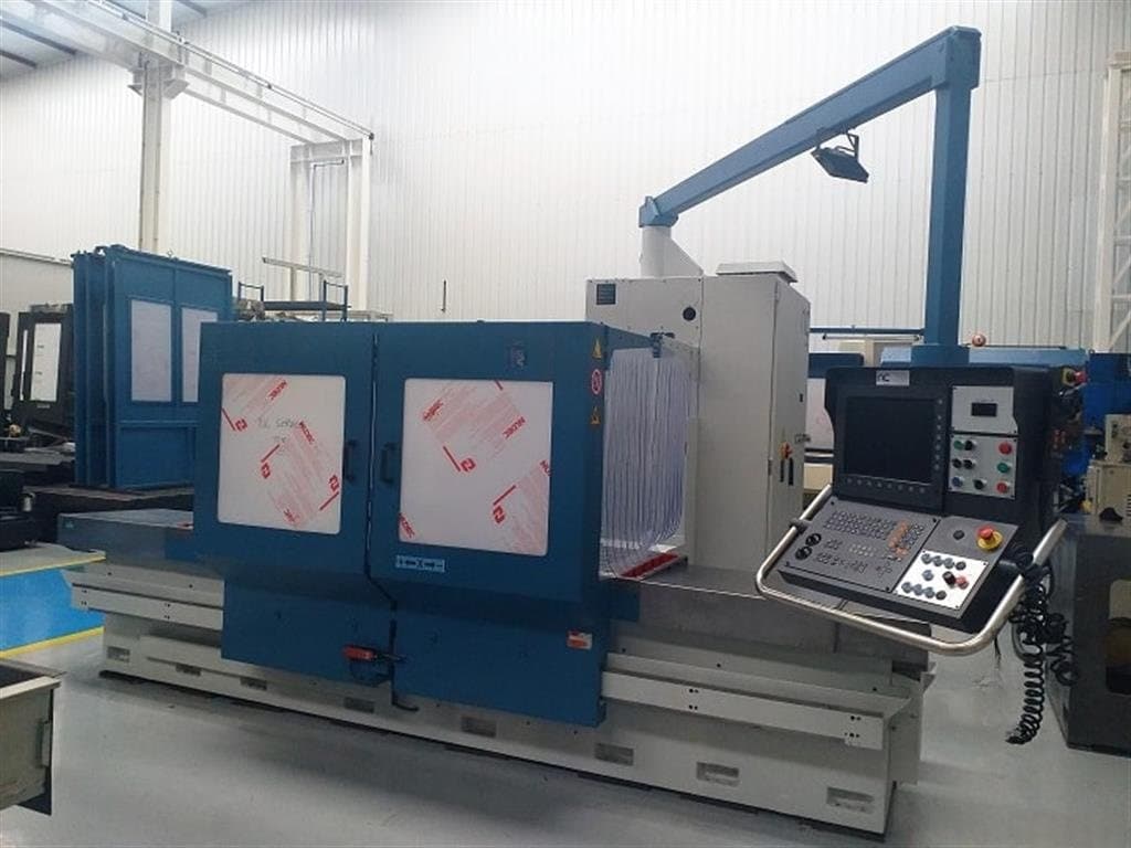 Фрезерный станок с продольно-фрезерным механизмом - универсальный CORREA CF22/25-Plus-ID17209