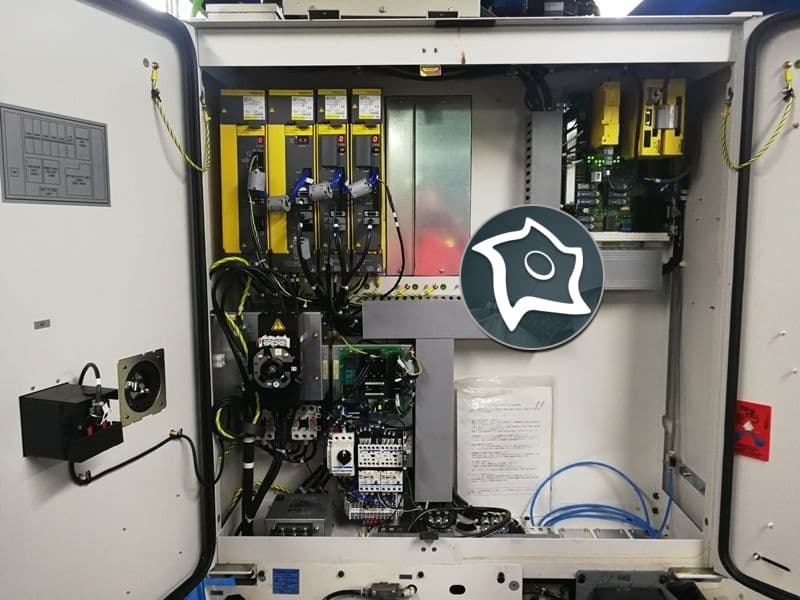 Фрезерный вертикальный станок с ЧПУ FANUC ROBODRILL ALPHA T21i E -ID11299