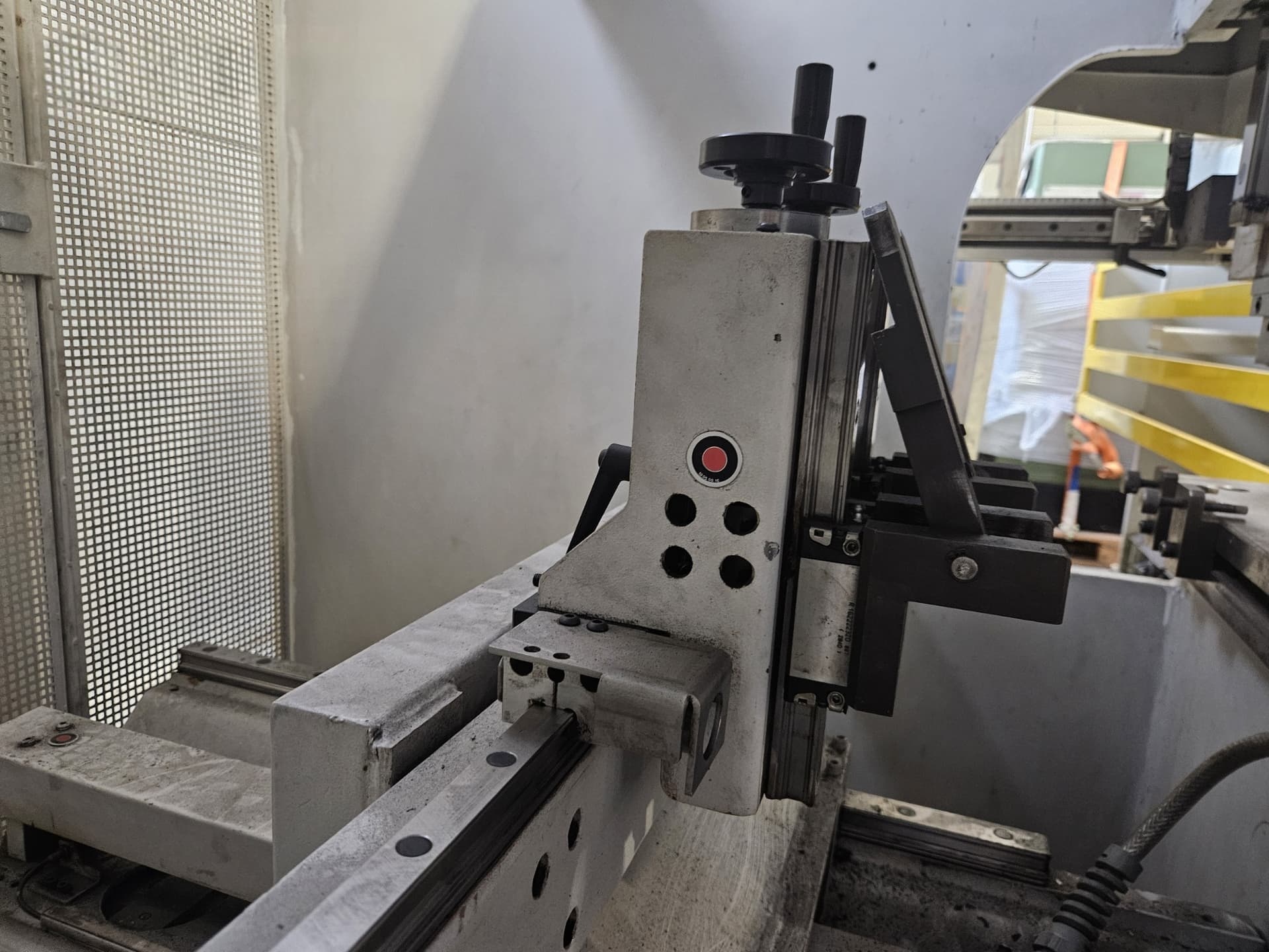 Гидравлический листогибочный пресс ADIRA QHD-2512 PLC-ID17567