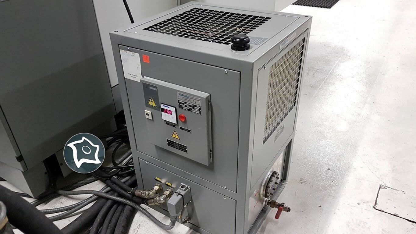 Горизонтально-фрезерный обрабатывающий центр с ЧПУ DMG DECKEL MAHO DMC 60 U HI-DYN-ID12582