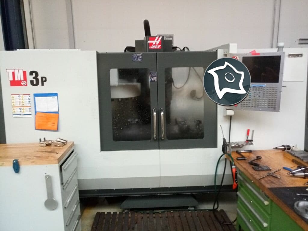 Вертикально-фрезерный обрабатывающий центр с ЧПУ HAAS TM 3P-ID14438