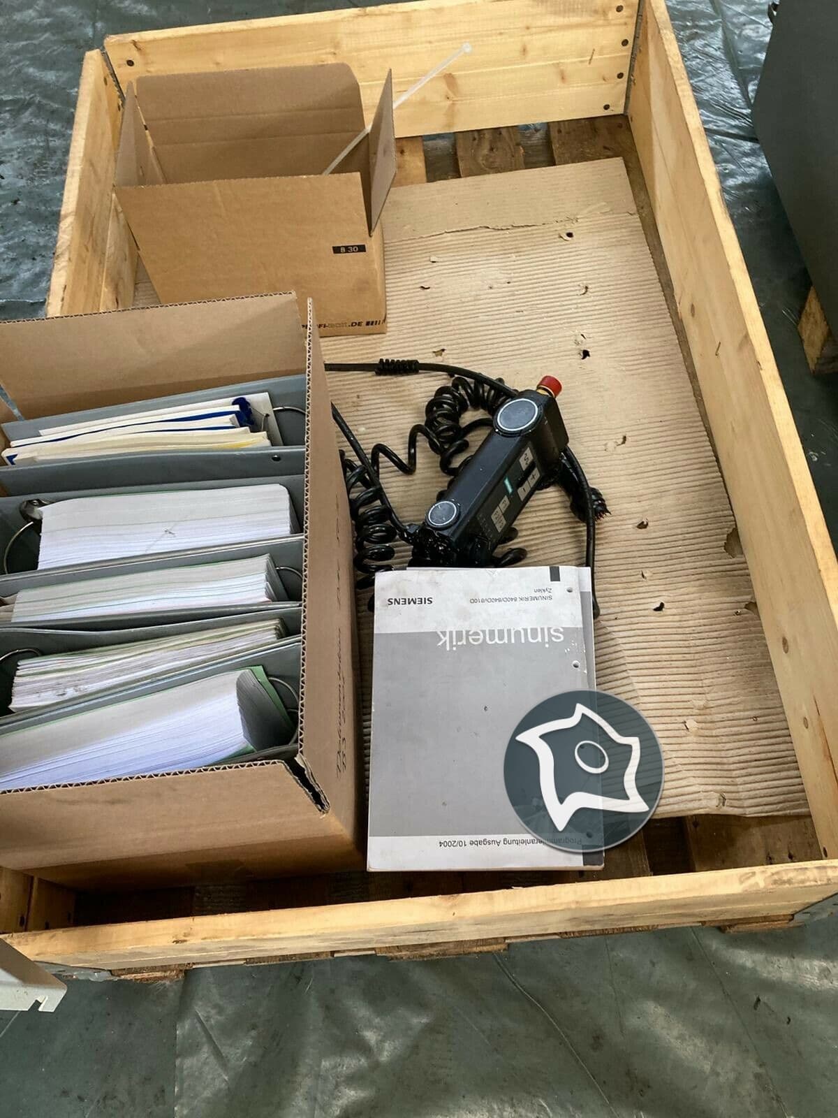 Горизонтально-фрезерный станок с ЧПУ Deckel Maho DMC 50 H -ID14556