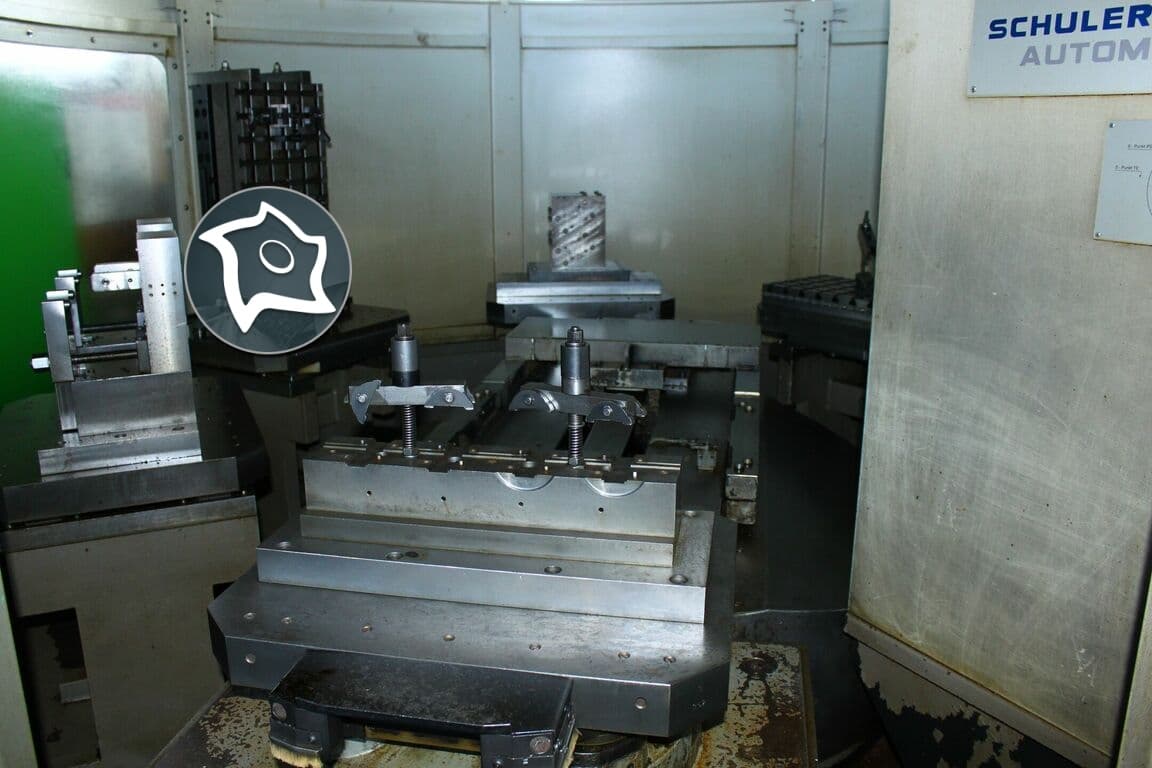 Горизонтально-фрезерный станок с ЧПУ DECKEL MAHO DMC 80 H-ID15423