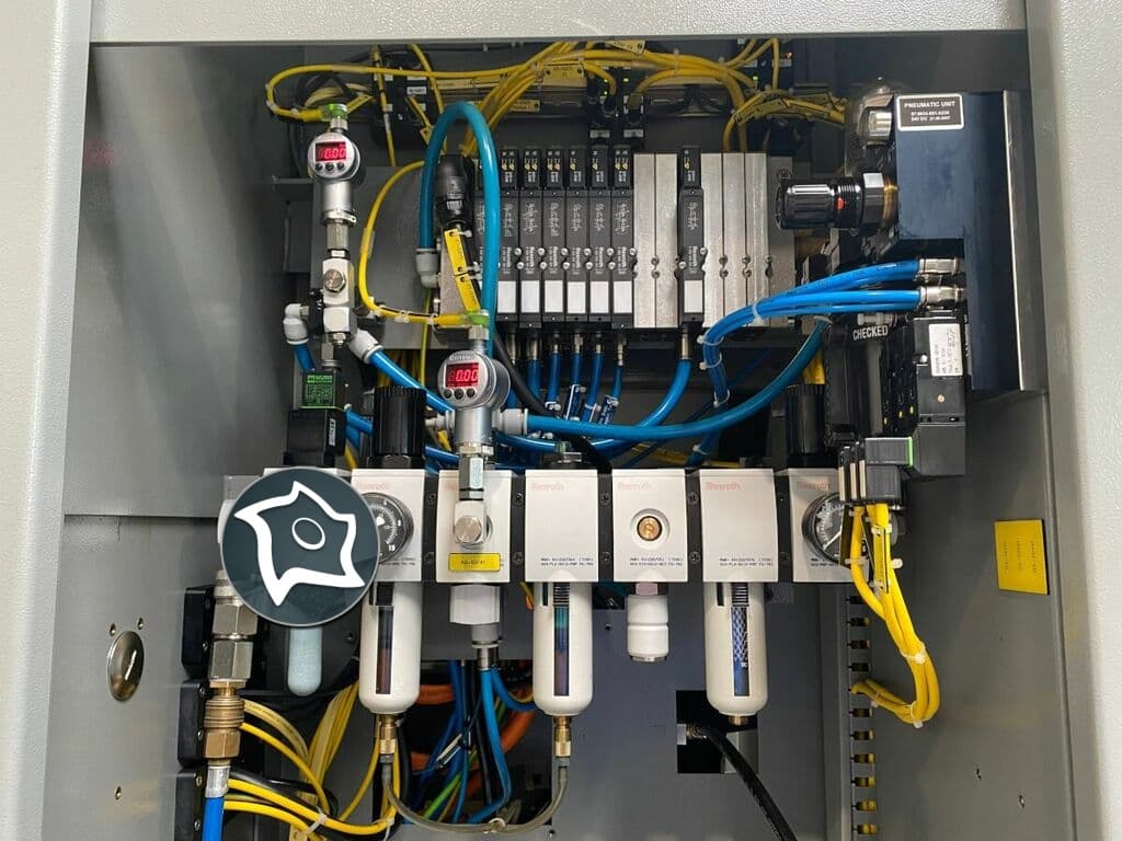 Горизонтально-фрезерный станок с ЧПУ DMG Deckel Maho DMC 55 H duoBLOCK-ID15843