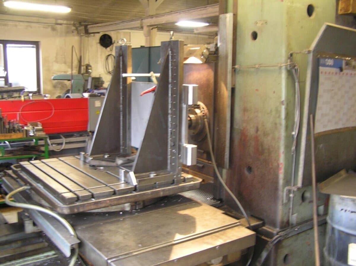 Горизонтально-расточной станок TOS WHN 9 A-ID17246