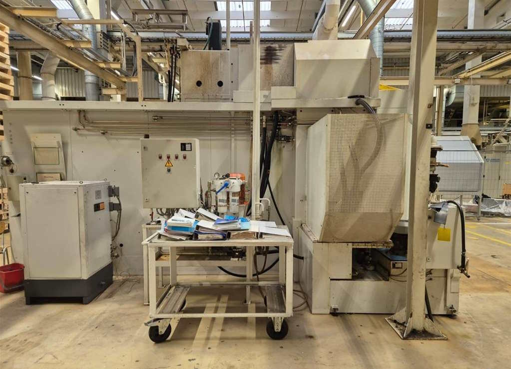 Горизонтальный обрабатывающий центр с ЧПУ HELLER MCP-H 250 HS-ID17451