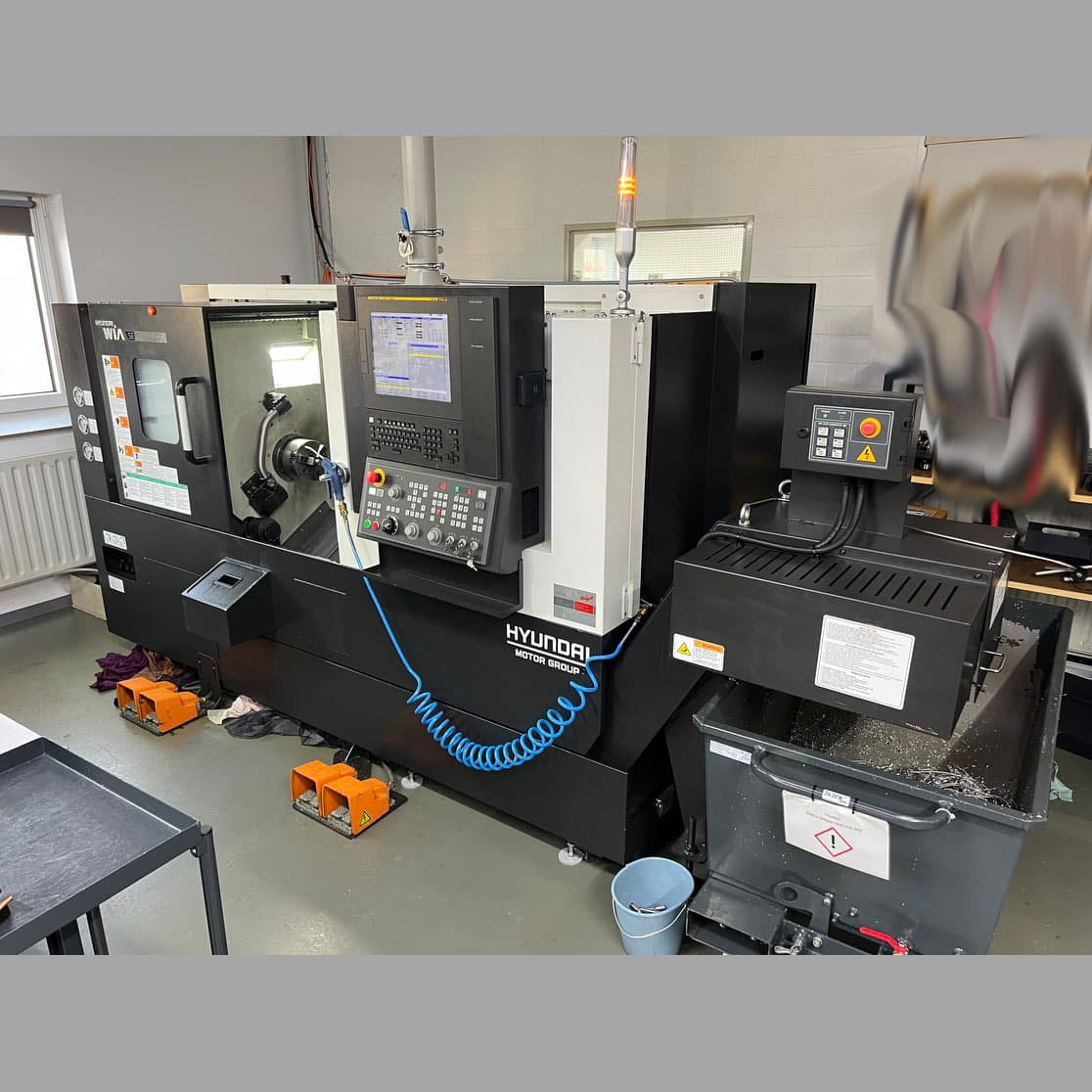 Горизонтальный токарный центр с ЧПУ HYUNDAI WIA SE 2200 LMSA-ID17395
