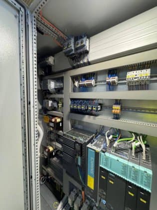 Горизонтальный токарный станок с ЧПУ VDF WOHLENBERG E 1000-ID17371