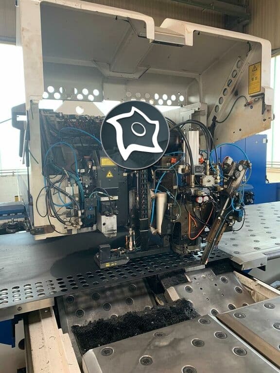 Комбинированный пробивной пресс с лазером TRUMPF Trumatic 600 L-ID14620