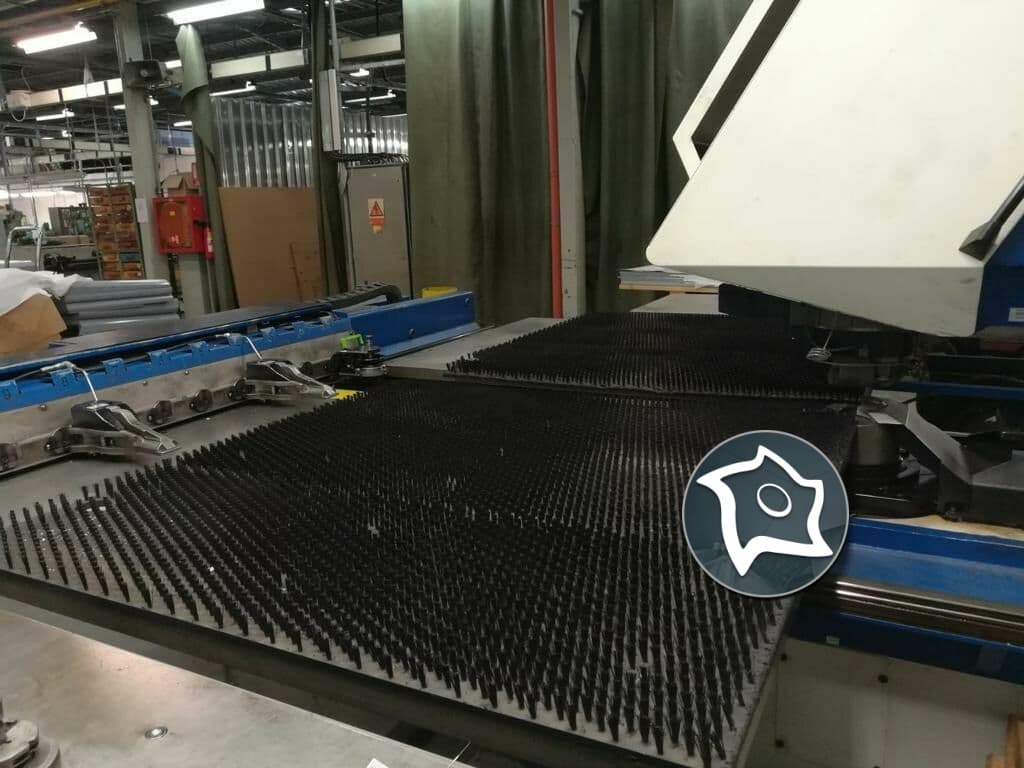 Координатно-пробивной пресс с ЧПУ TRUMPF TC 2000 R-ID14280