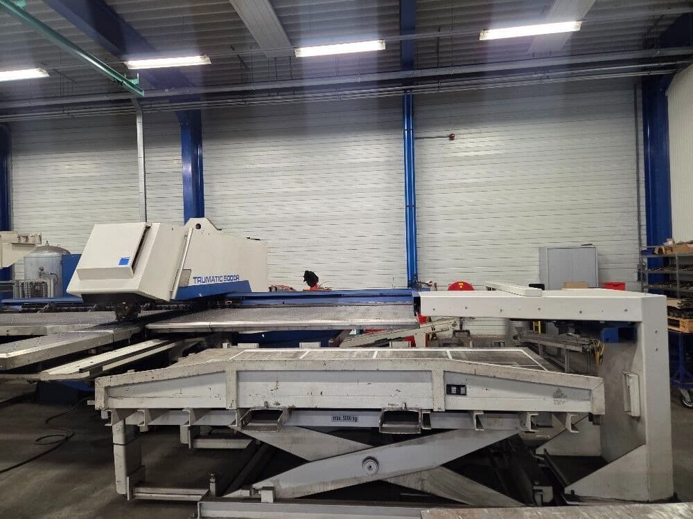 Координатно-пробивной станок с ЧПУ Trumpf Trumatic 5000 R-ID17566