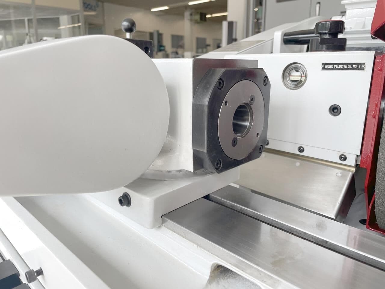 Круглошлифовальный станок STUDER S 20-12-ID17007