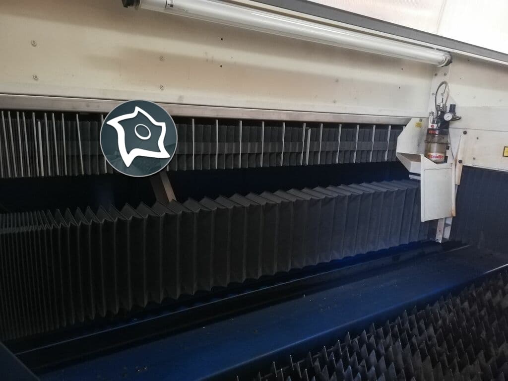 Лазер с ЧПУ Trumpf Trumatic 3030 4kW-ID14569