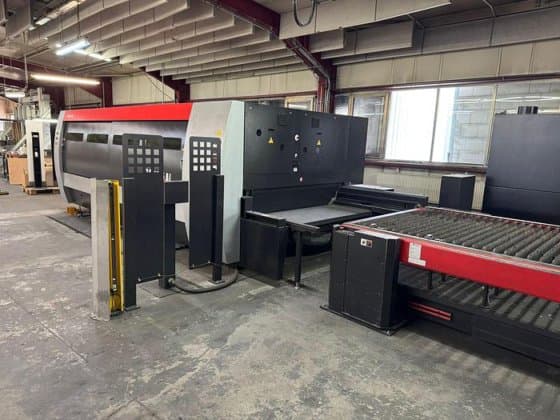 Лазерный комплекс с ЧПУ Amada FLC 3015 AJ 2kW-ID17412