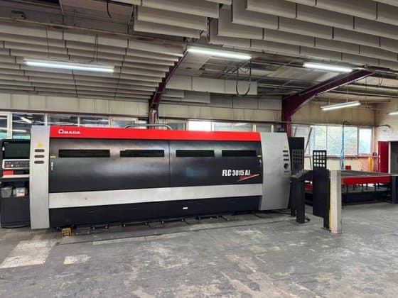 Лазерный комплекс с ЧПУ Amada FLC 3015 AJ 2kW-ID17412