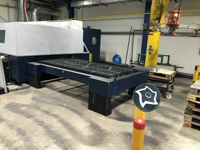 Лазерный станок с ЧПУ TRUMPF TruLaser 3030-ID13516