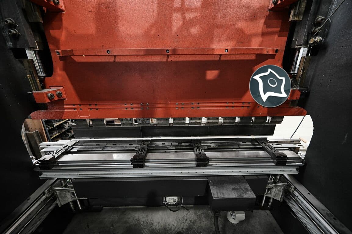 Листогибочный гидравлический пресс с ЧПУ Amada HFT 220-3 L-ID16271