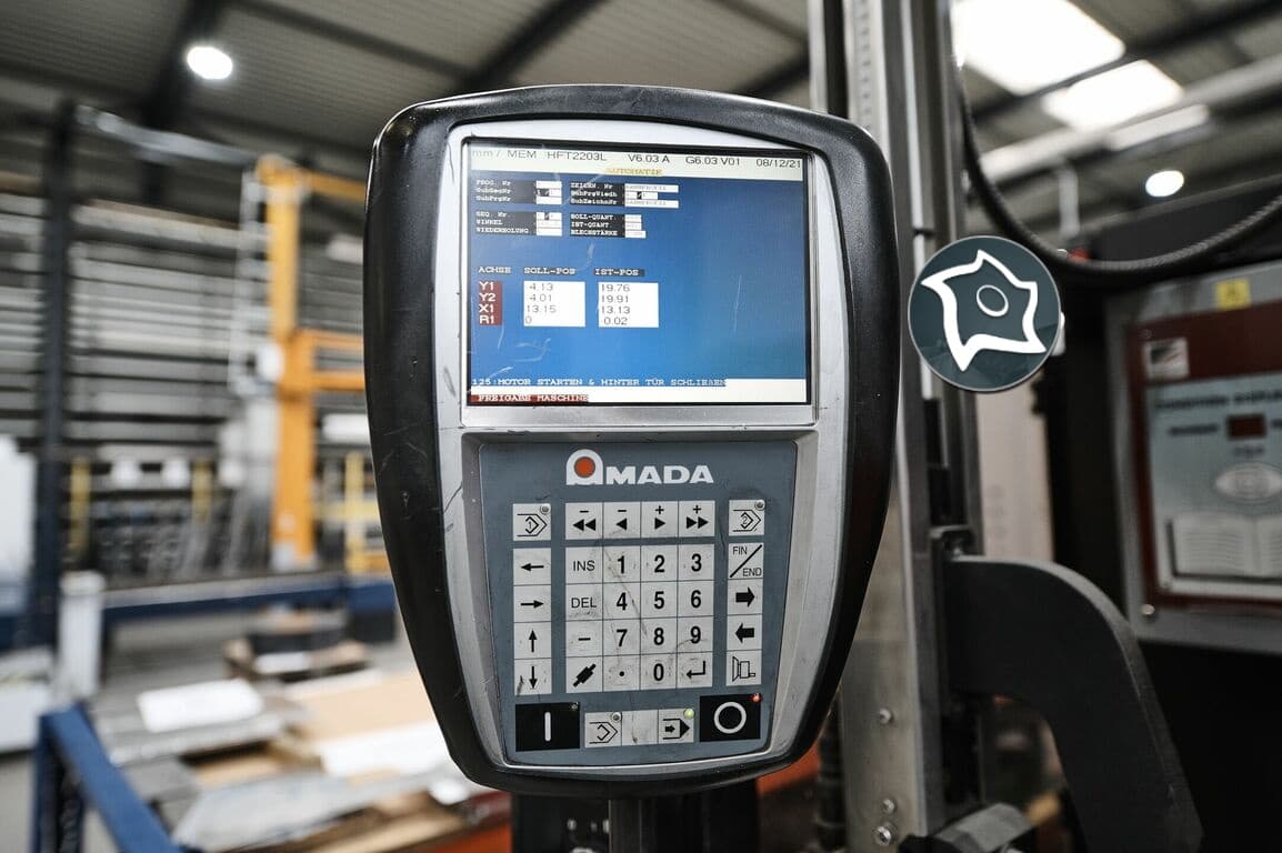 Листогибочный гидравлический пресс с ЧПУ Amada HFT 220-3 L-ID16271