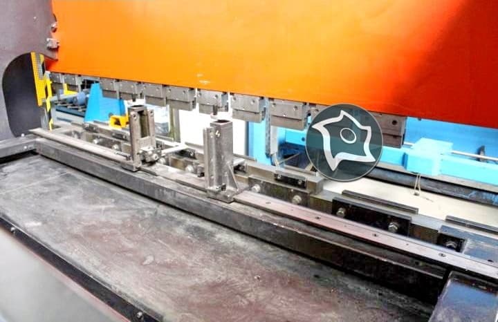 Листогибочный гидравлический пресс с ЧПУ AMADA PROMECAM ITS 100/30-ID15562