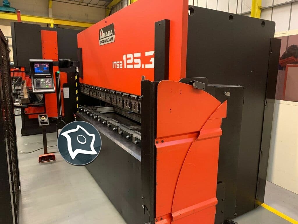 Листогибочный гидравлический пресс с ЧПУ AMADA PROMECAM ITS2 125-3-ID15558