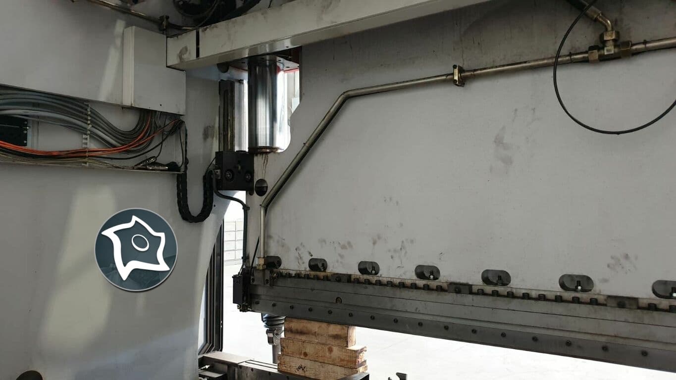 Листогибочный гидравлический пресс с ЧПУ Bystronic Hammerle P130/310-ID15560