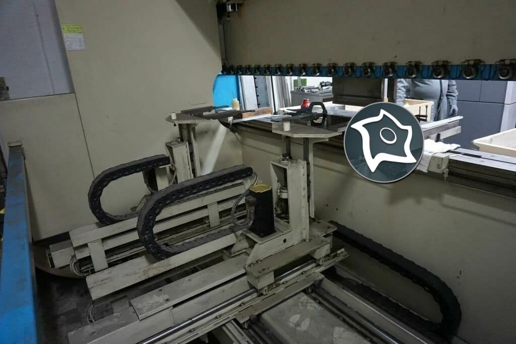 Листогибочный гидравлический пресс с ЧПУ LVD PPI 110/30-ID14176