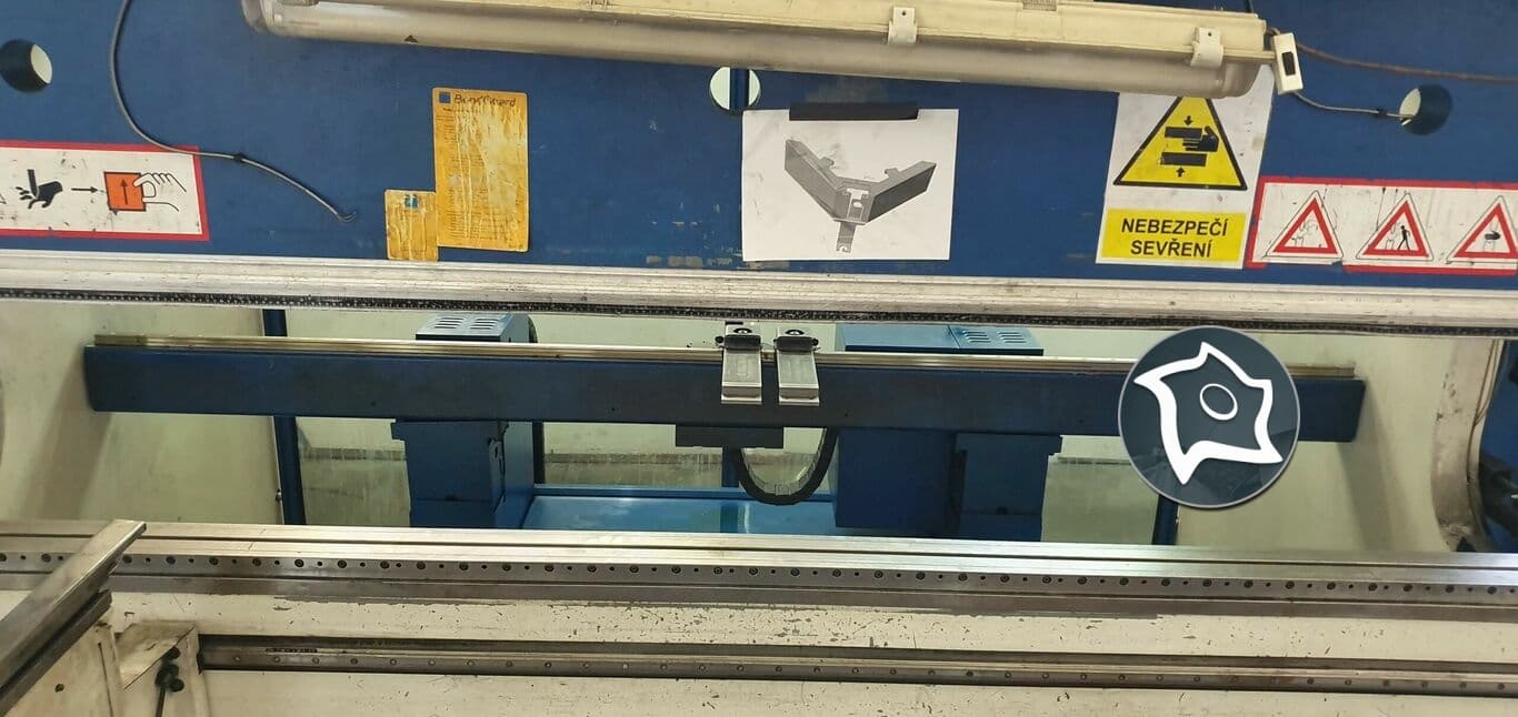 Листогибочный гидравлический пресс с ЧПУ Trumpf TrumaBend V 130-ID15564