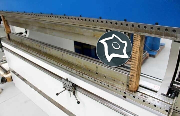 Листогибочный гидравлический пресс с ЧПУ TRUMPF TrumaBend V 85 S-ID15861